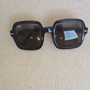 Ray-Ban Black Square Retro Sunglasses